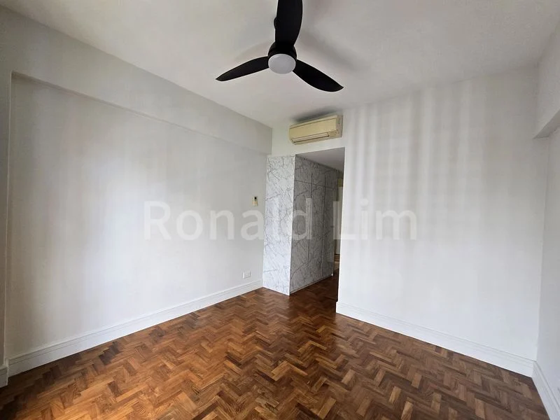 3 Bed Apartment (Condo) for Sale in  Parkview Apartments - Image 11