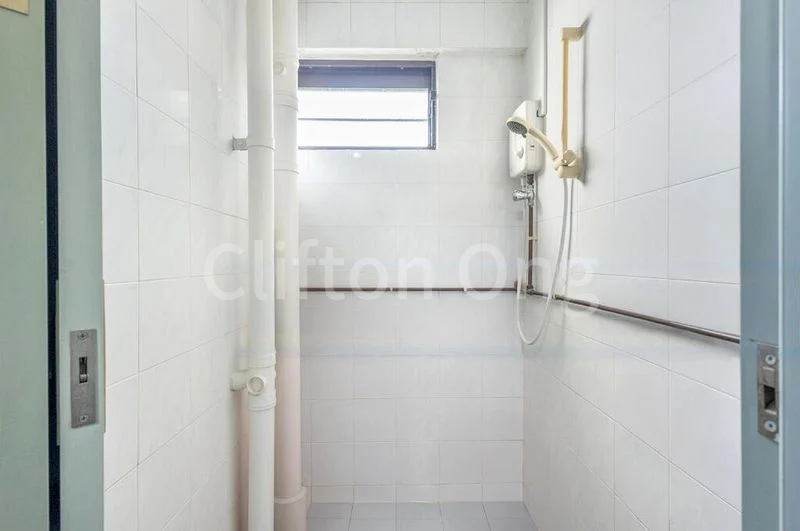 3 Room (3I) HDB for Sale in 12 Lorong 7 Toa Payoh - Image 6