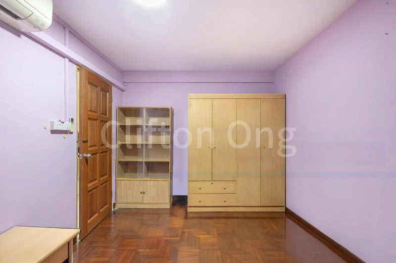 3 Room (3I) HDB for Sale in 12 Lorong 7 Toa Payoh - Image 4