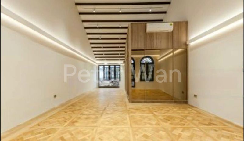 Shop / Shophouse for Sale: Mosque Street - Image 1