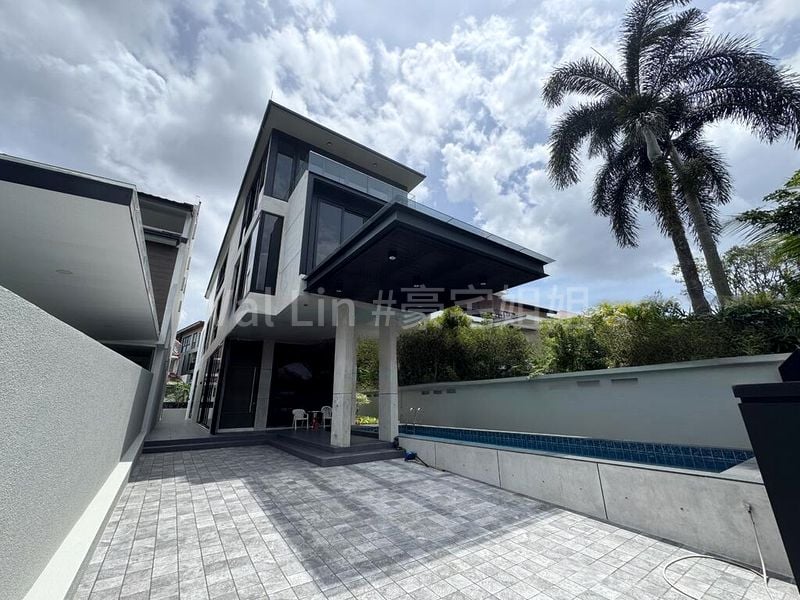 6 Bed Bungalow (Landed) for Sale in  Maryland Estate - Image 9