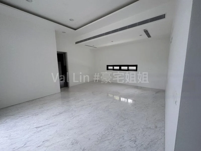 6 Bed Bungalow (Landed) for Sale in  Maryland Estate - Image 8