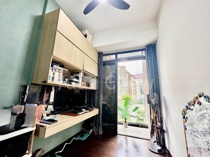 3 Bed Apartment (Condo) for Sale in  Mayfair Residences - Image 4