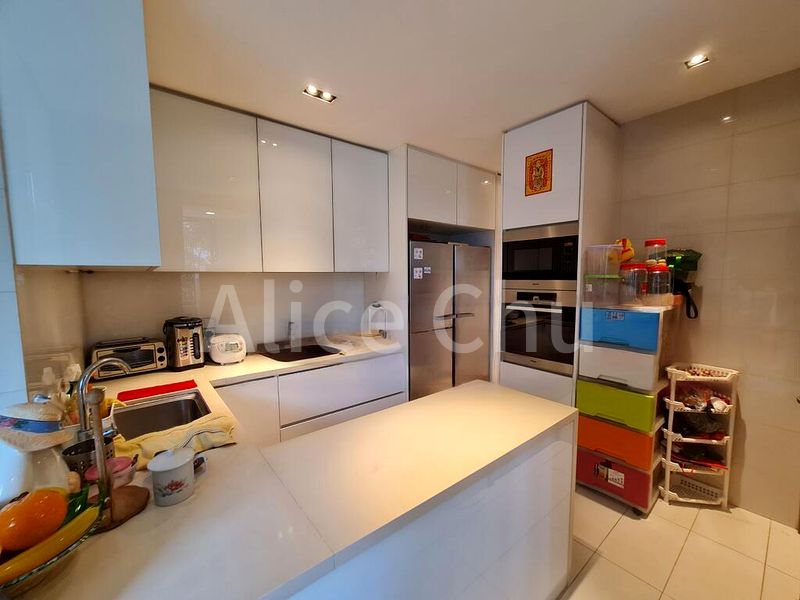 3 Bed Apartment (Condo) for Sale in  Newton Imperial - Image 6