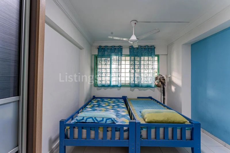 4 Room (4A) HDB for Sale in 713 Jurong West Street 71 - Image 8