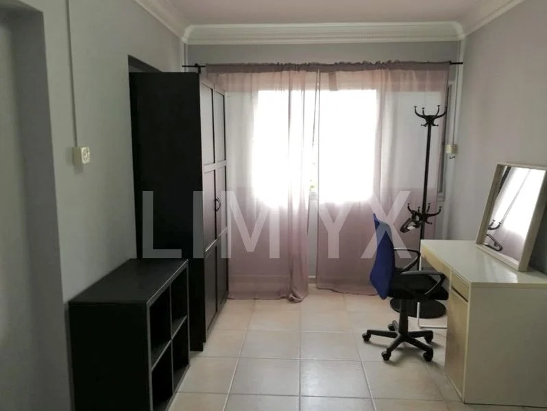 5 Room (5I) HDB for Rent in 231 Simei Street 4 - Image 4