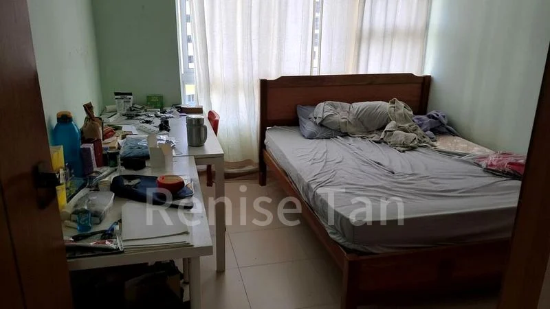 Common Room (HDB) for Rent in  420 Clementi Avenue 1 - Image 1