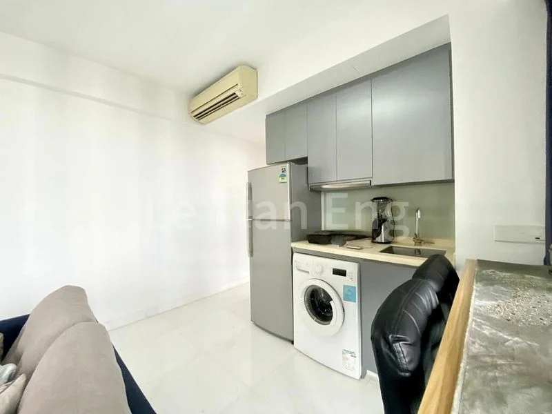 2 Bed Apartment (Condo) for Rent in The Aristo @ Amber - Image 4