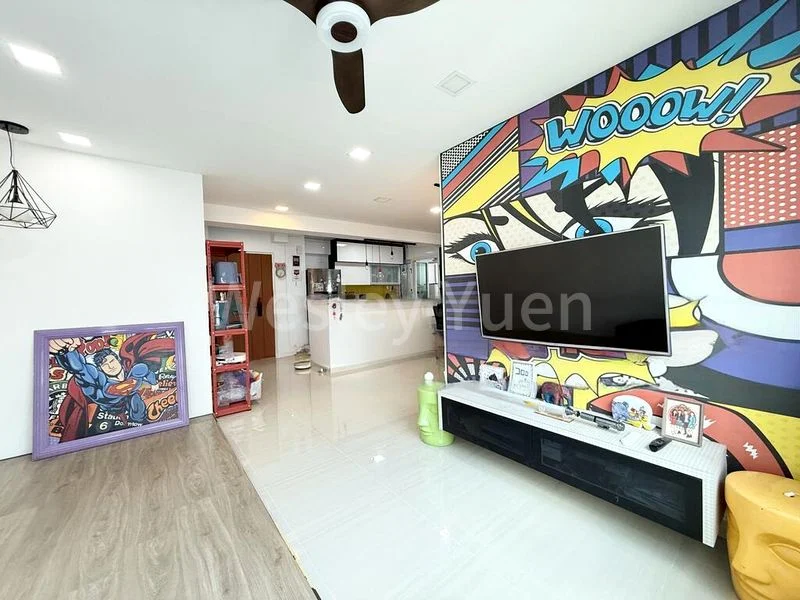 4 Room (4A) HDB for Sale in 256D Sumang Walk - Image 1