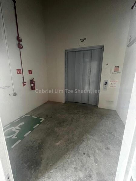 Factory / Workshop (B2) for Rent: Chin Bee Road - Image 6