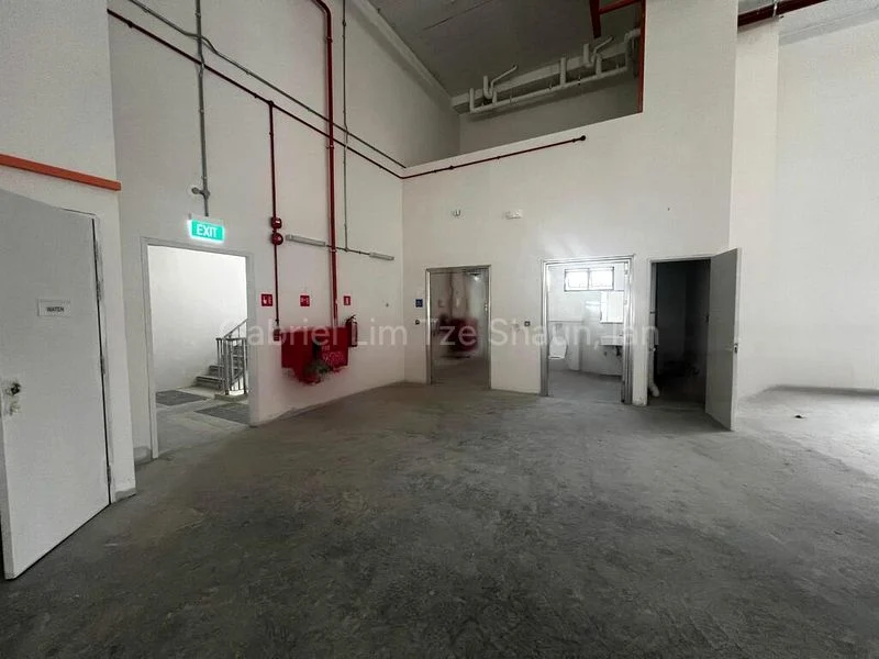 Factory / Workshop (B2) for Rent: Chin Bee Road - Image 1