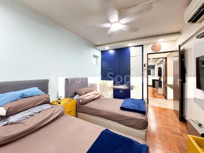 5 Room (5A) HDB for Sale in  922 Tampines Street 91 - Image 6