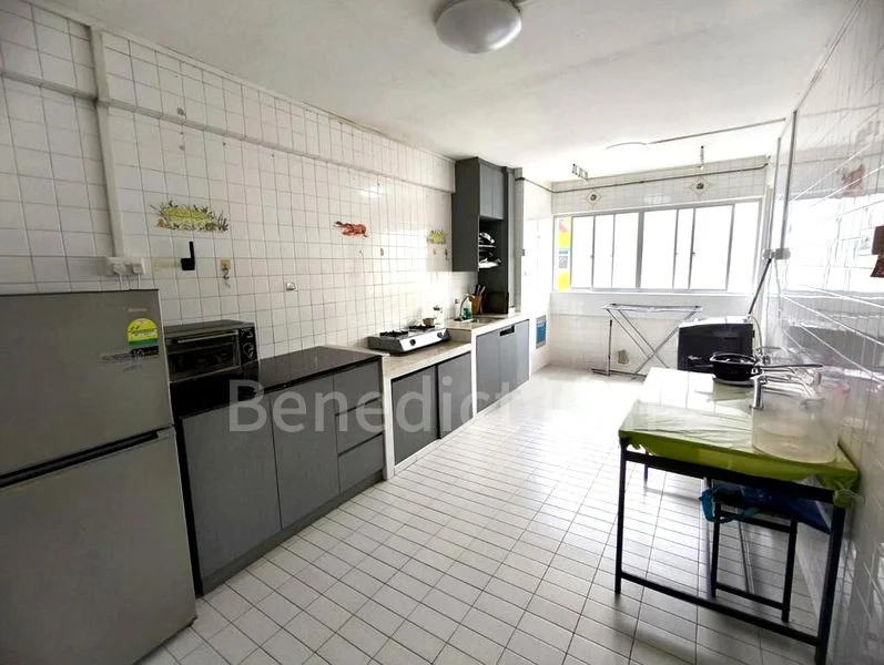 3 Room (3NG) HDB for Sale in 201E Tampines Street 23 - Image 4