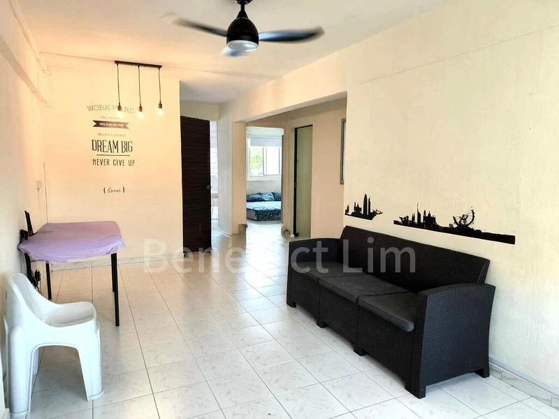 3 Room (3NG) HDB for Sale in 201E Tampines Street 23 - Image 3