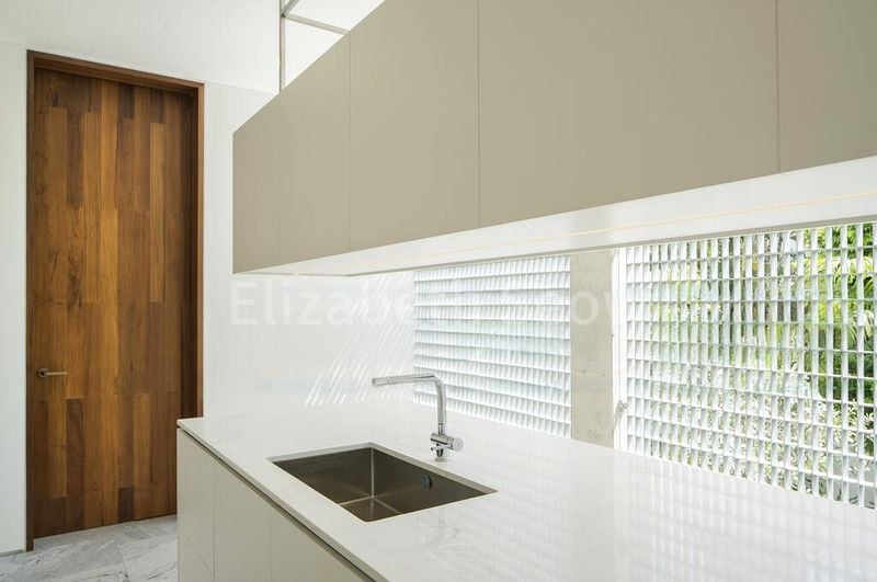 5 Bed Bungalow (Landed) for Rent in  King Albert Park - Image 3