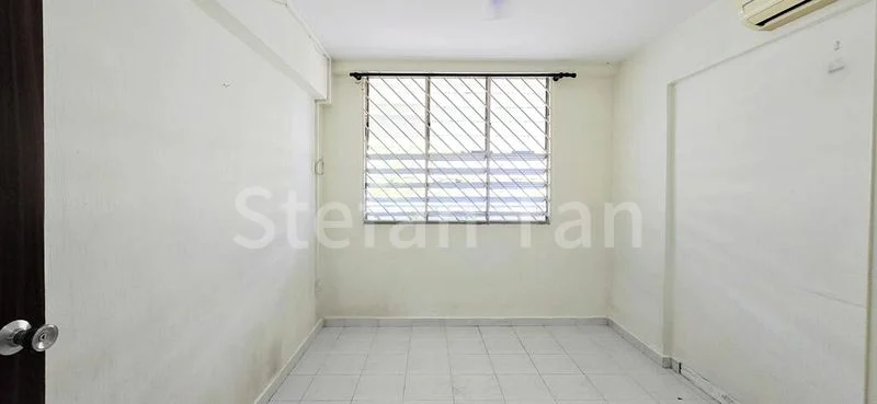 3 Room (3S) HDB for Sale in  127 Bedok Reservoir Road - Image 4