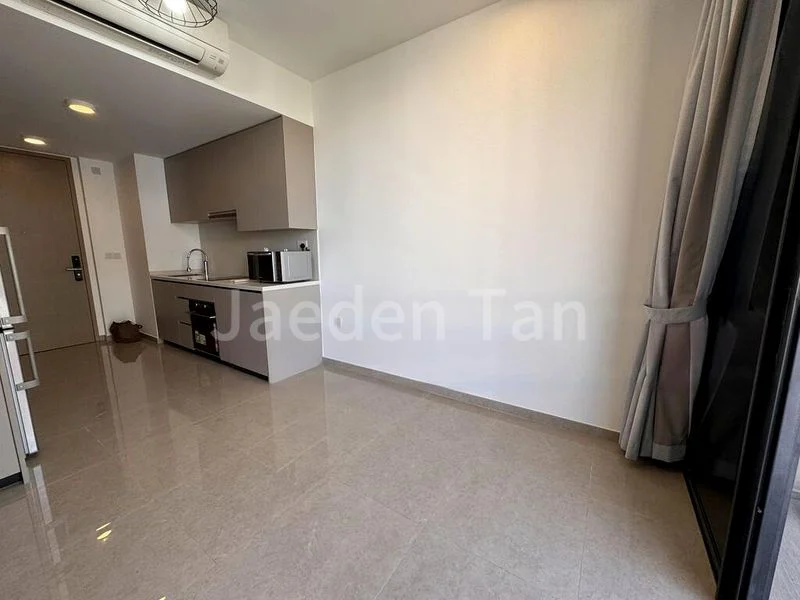 1 Bed Condo for Rent in  The Tapestry - Image 6