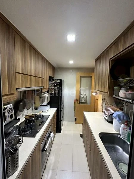 3 Bed Executive Condo for Sale in The Tampines Trilliant - Image 11