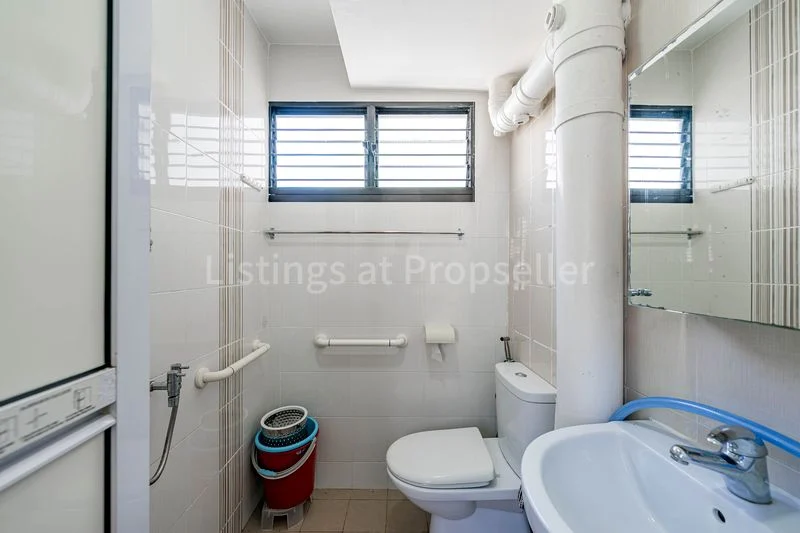 3 Room (3NG) HDB for Sale in 157 Tampines Street 12 - Image 11