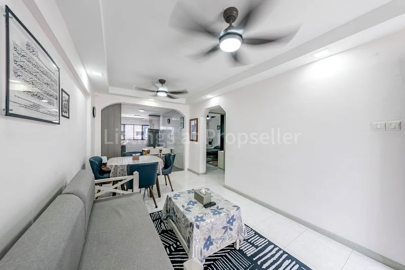 3 Room (3NG) HDB for Sale in 157 Tampines Street 12 - Image 3