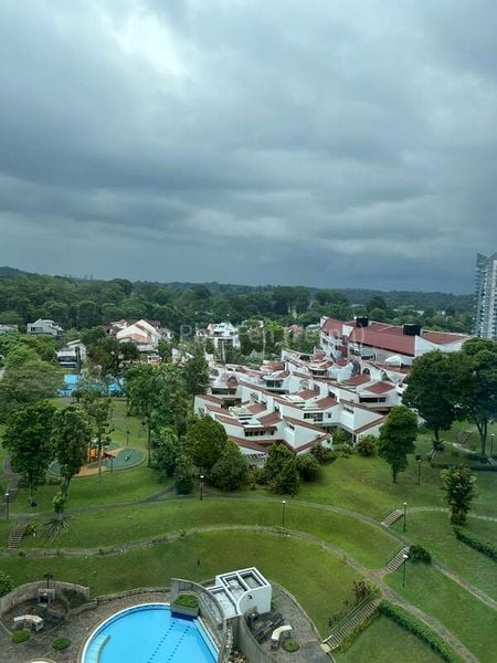 4 Bed Condo for Sale in Faber Garden Condominium - Image 1