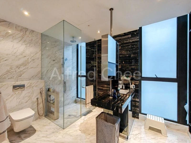 5 Bed Cluster House (Landed) for Sale in  Goldleaf Gardens - Image 6