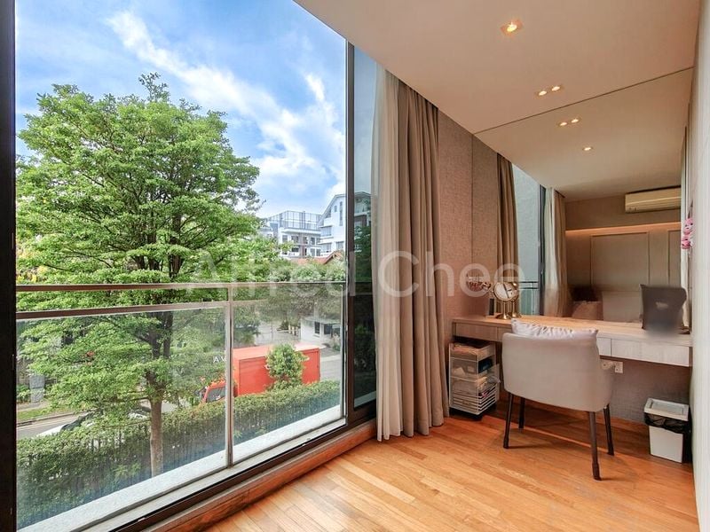 5 Bed Cluster House (Landed) for Sale in  Goldleaf Gardens - Image 1