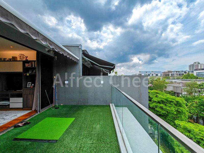 5 Bed Cluster House (Landed) for Sale in  Goldleaf Gardens - Image 2