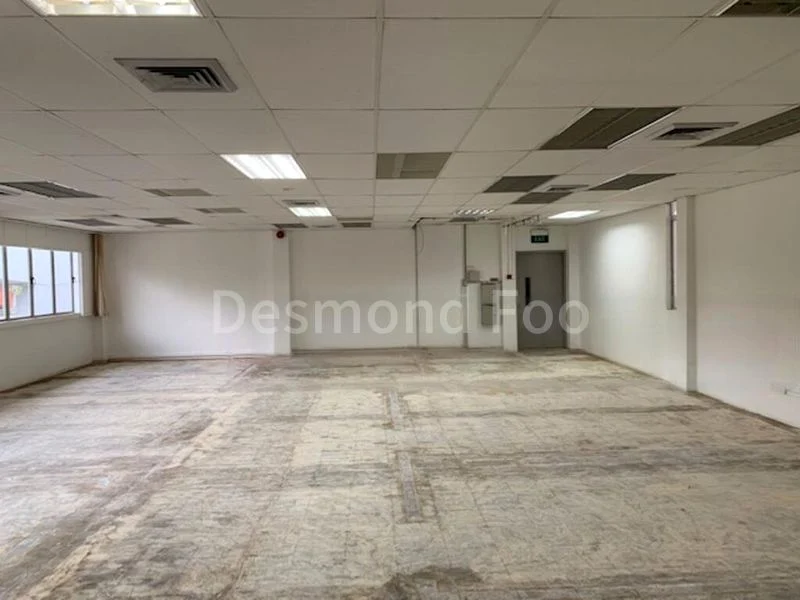 Factory / Workshop (B2) for Rent: Ground Floor, High Ceiling | 2 Roller Shutters | Aircon Office | Loyang - Image 3