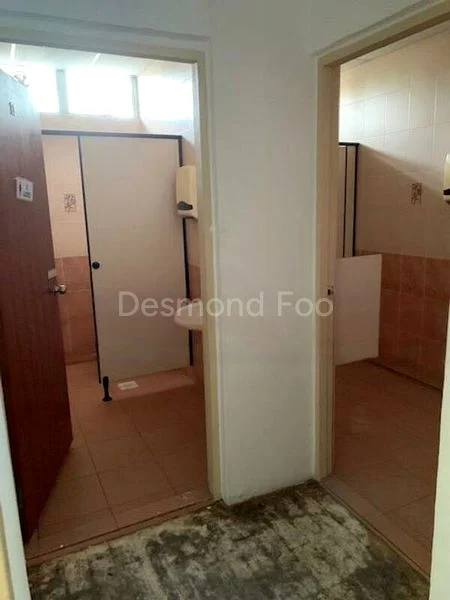 Factory / Workshop (B2) for Rent: Ground Floor, High Ceiling | 2 Roller Shutters | Aircon Office | Loyang - Image 1