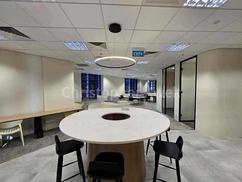 Plus Office for Rent: 2,500 Sq Ft, 123 Main Street, Tech Complex, Shop Space - Image 1