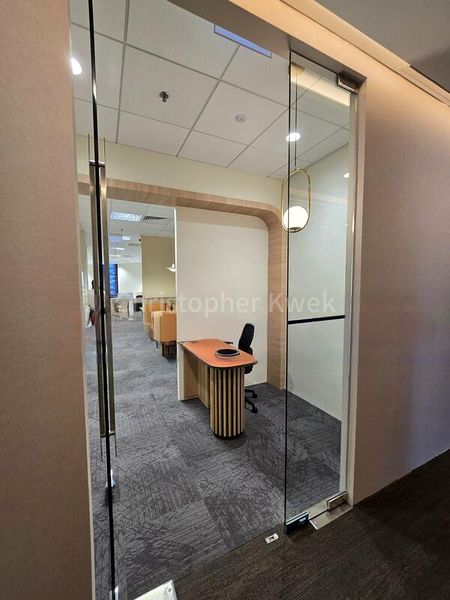 Plus Office for Rent: 2,500 Sq Ft, 123 Main Street, Tech Complex, Shop Space - Image 11