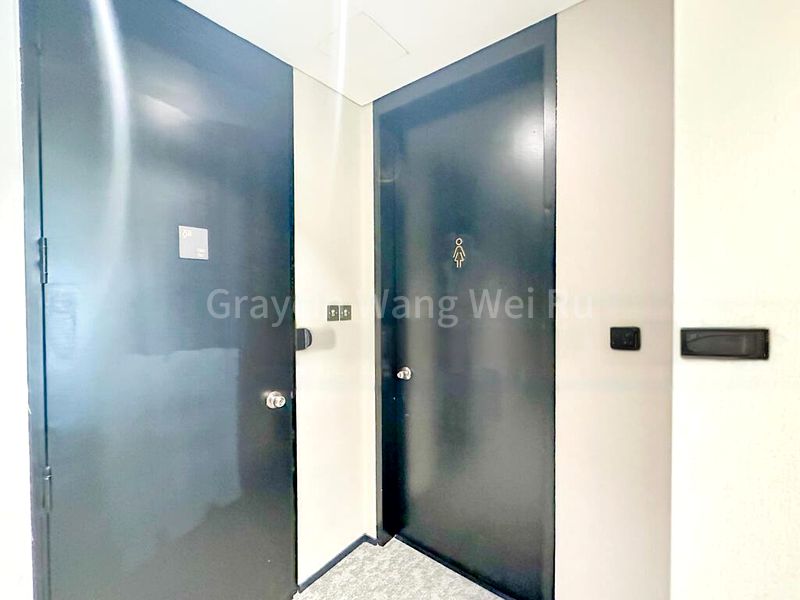 Office for Rent: The Gateway - Image 16