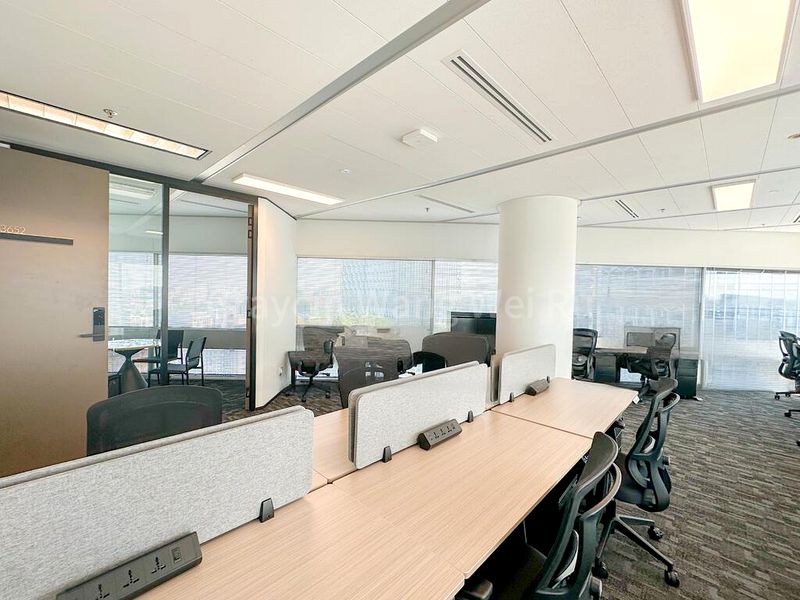 Office for Rent: The Gateway - Image 9