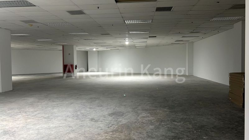 Light Industrial (B1) for Rent in  Corporation Place - Image 3