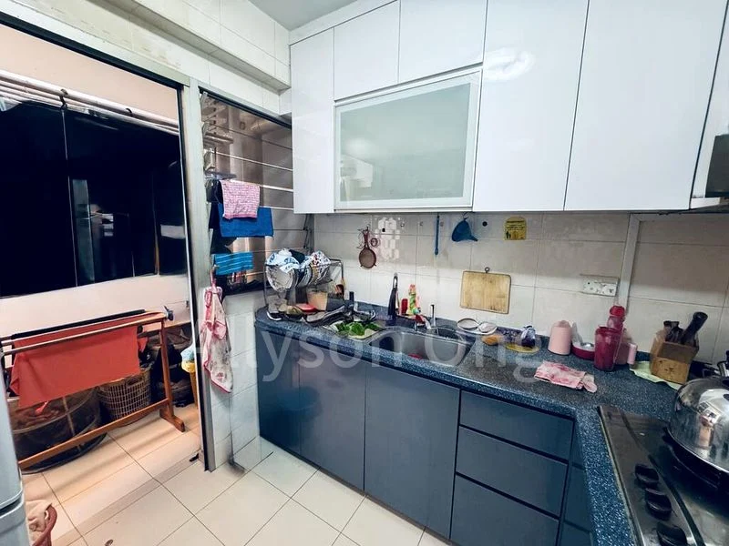 3 Room (3A) HDB for Sale in  570B Woodlands Avenue 1 - Image 4