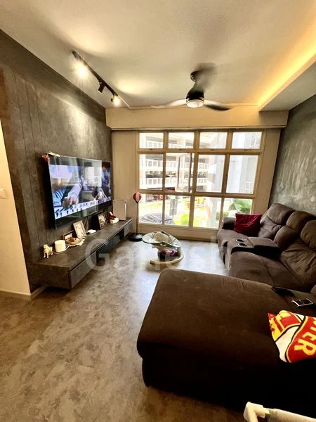 4 Room (4A) HDB for Sale in  289B Compassvale Crescent - Image 2