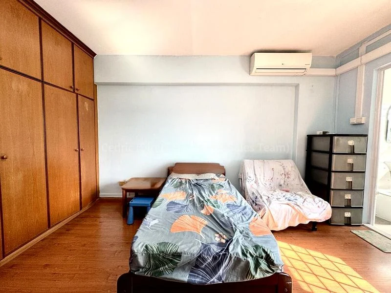 4 Room (4A) HDB for Sale in  304 Yishun Central - Image 7