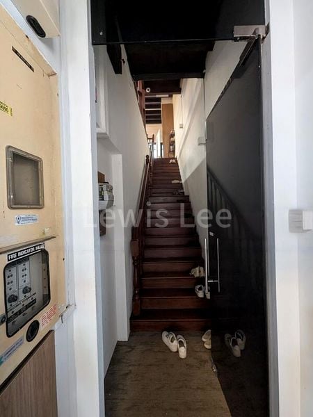 Office for Rent: @ Chinatown Sago Lane | High Ceiling | 2 MRT Stations - Image 3