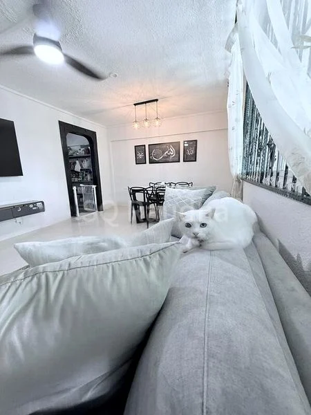 4 Room (4S) HDB for Sale in  607 Hougang Avenue 4 - Image 1