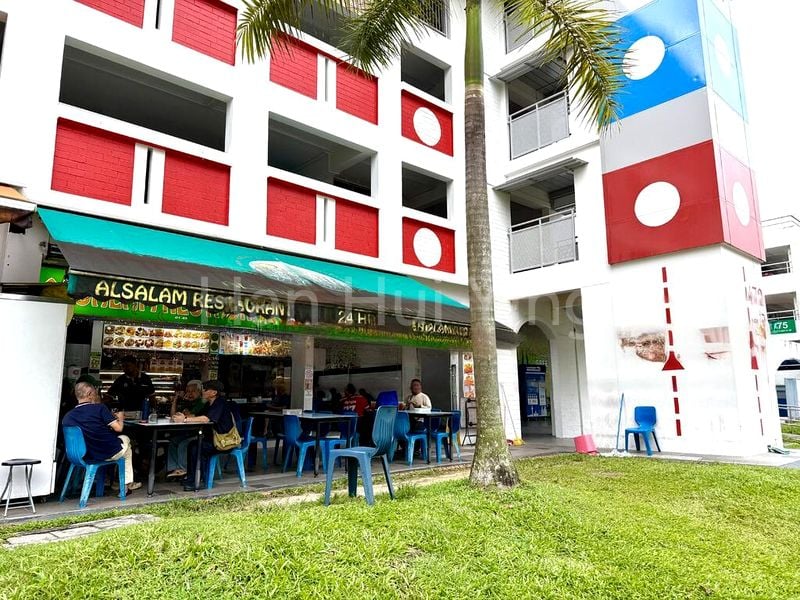 Shop / Shophouse for Sale: 472 Tampines Street 44 - Image 4