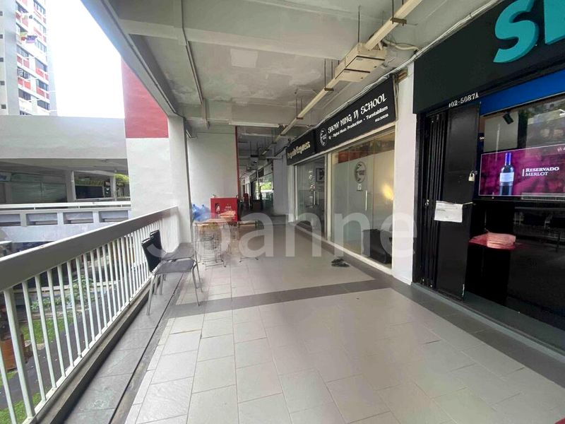 465 N. Bridge Road: Retail Shop for Sale - Image 5