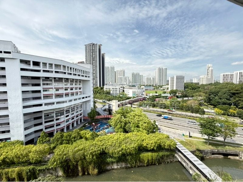 2 Room HDB for Sale in 611 Clementi West Street 1 - Image 9