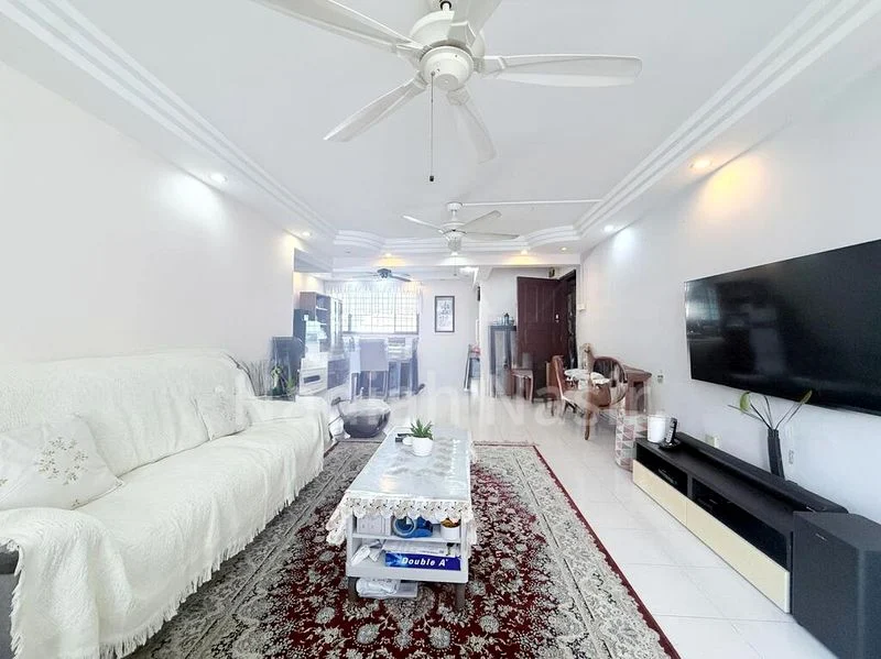 5 Room (5I) HDB for Sale in  240 Yishun Ring Road - Image 1