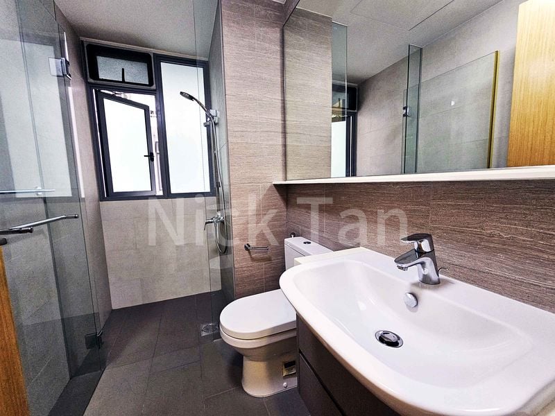 2 Bed Condo for Rent in  The Glades - Image 7