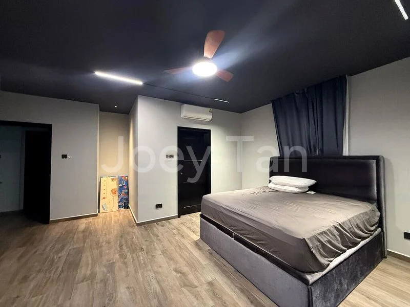 10 Bed Bungalow (Landed) for Sale in Bedok Avenue - Image 1