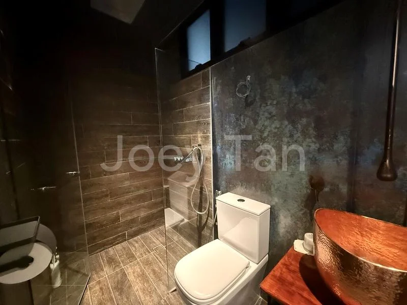 10 Bed Bungalow (Landed) for Sale in Bedok Avenue - Image 2