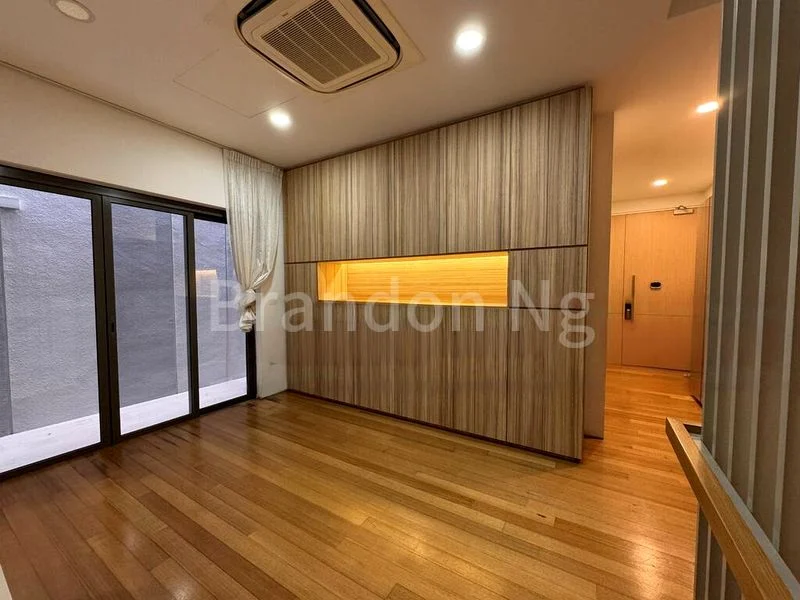 4 Bed Cluster House (Landed) for Sale in Seven Crescent - Image 3