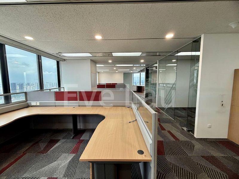 Office for Rent: United Square - Image 10