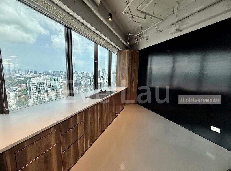 Office for Rent: United Square - Image 15